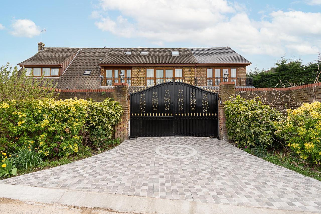 Boutique Green Acre Views Slough Exteriér fotografie